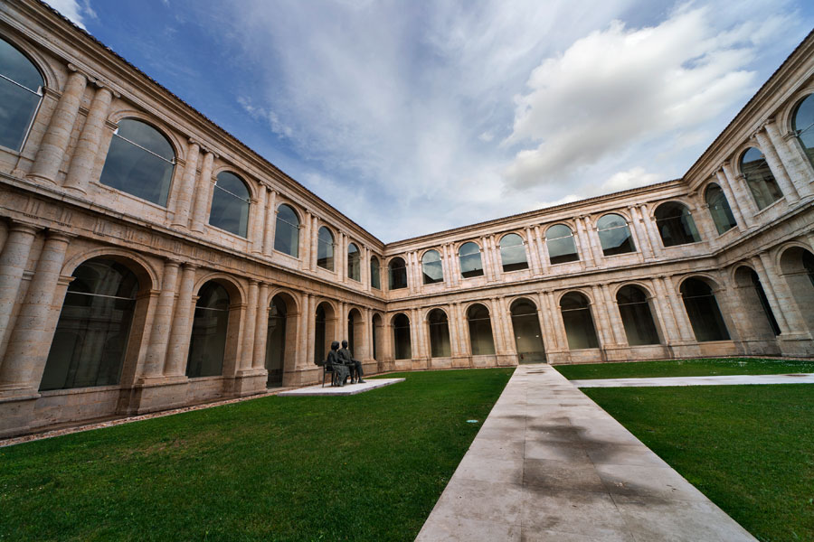 No hay imagen disponible de Patios históricos